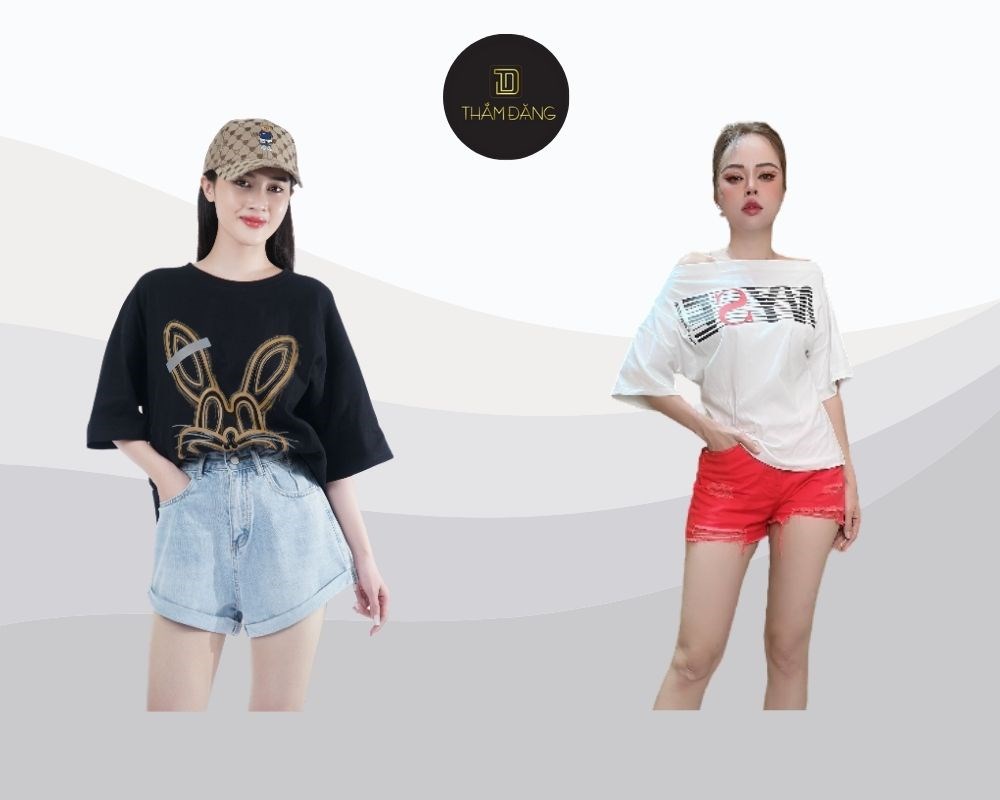 Với nàng cao gầy, áo thun có điểm nhấn và quần short có độ phồng sẽ giúp cân đối vóc dáng.