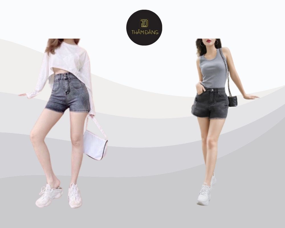 Áo thun croptop và quần short jeans cạp cao bộ đôi lý tưởng khoe khéo vòng eo thon gọn và đôi chân dài.