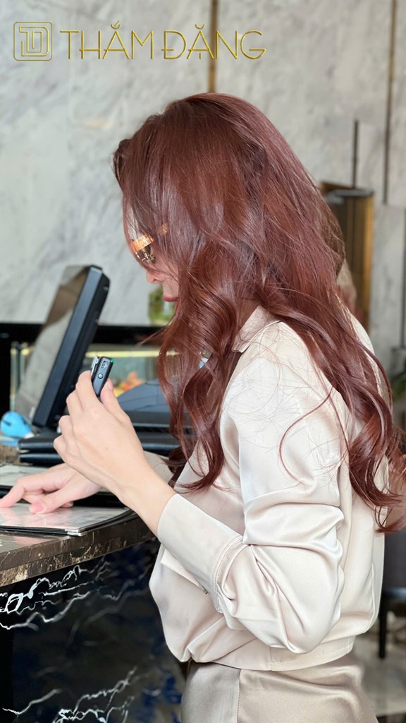 image Áo kiểu cổ sơmi, tay dài, có dây kéo ở bên hông eo 49