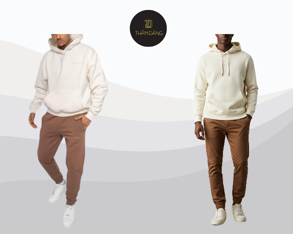 Phong cách street style năng động với áo hoodie ivory và quần jogger nâu mang đến vẻ ngoài thoải mái, ấm áp và cá tính cho những ngày thu đông.